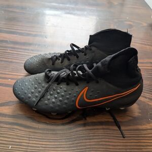 Nike Men's Black and Orange Cleats